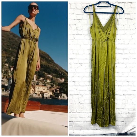 Like New |•ZARA•| Green Accordion Jumpsuit Size XS 0-2 - Picture 1 of 12